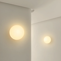 Glasvæglampe | Modern Design