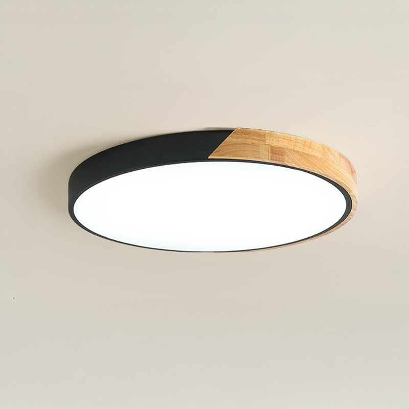 Moderne Loftlampe | Rund LED, Sort & Trædetaljer