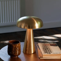 Mushroom Bordlampe | Designer LED til Udendørs & Indendørs