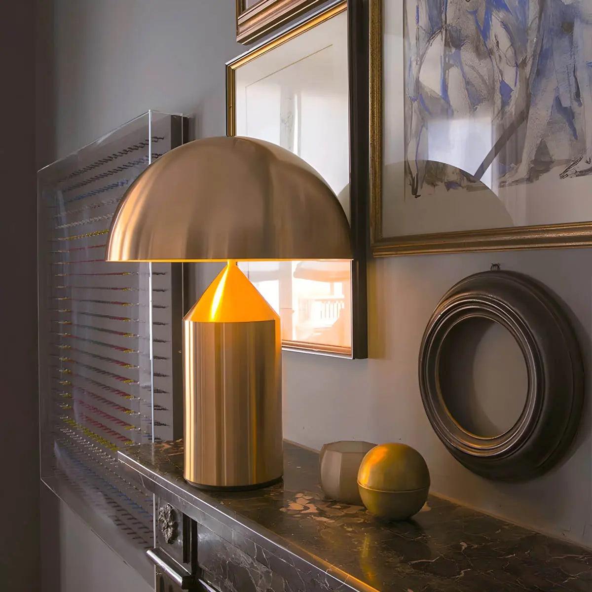 LED Bordlampe med Buet Design | Metal og Glas