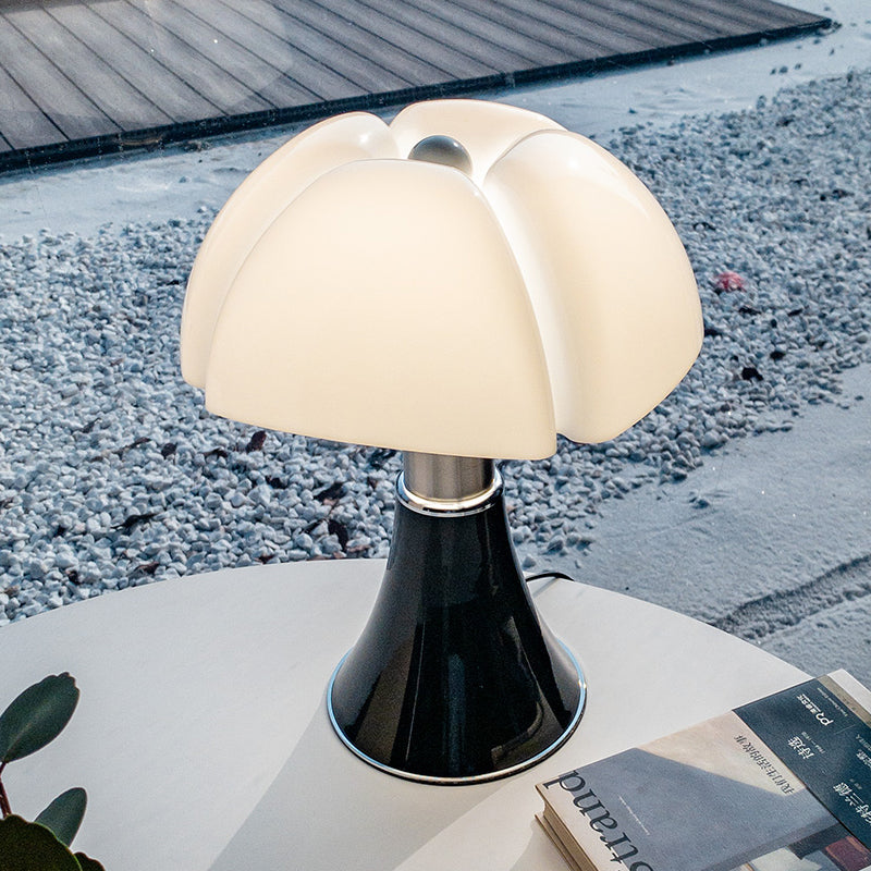 LED Bordlampe med Retro Design | Aluminium og Akryl