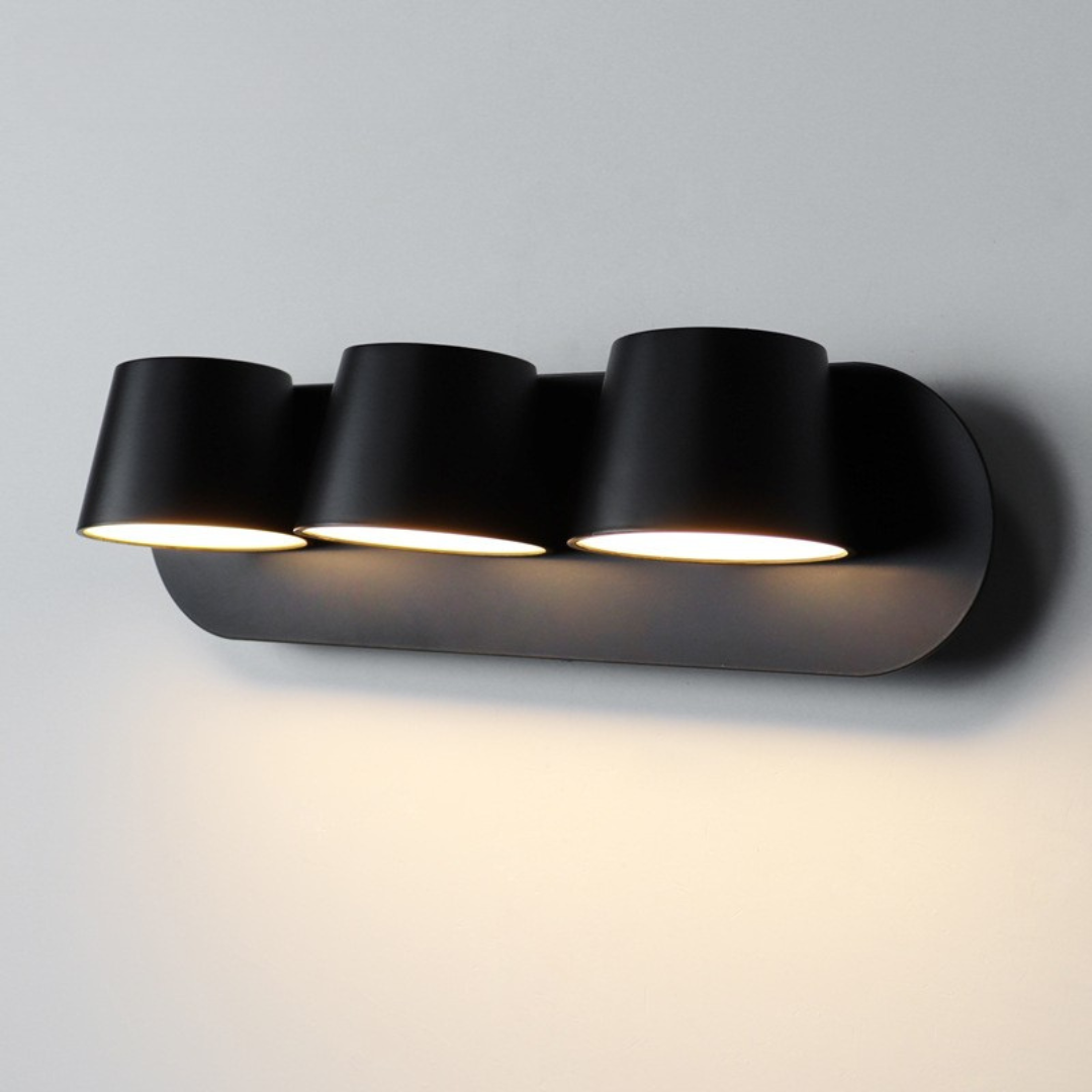 Nordisk Væglampe | Cylindrisk Metal LED Design