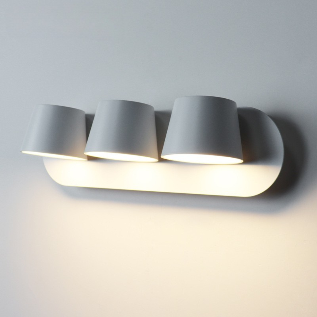 Nordisk Væglampe | Cylindrisk Metal LED Design