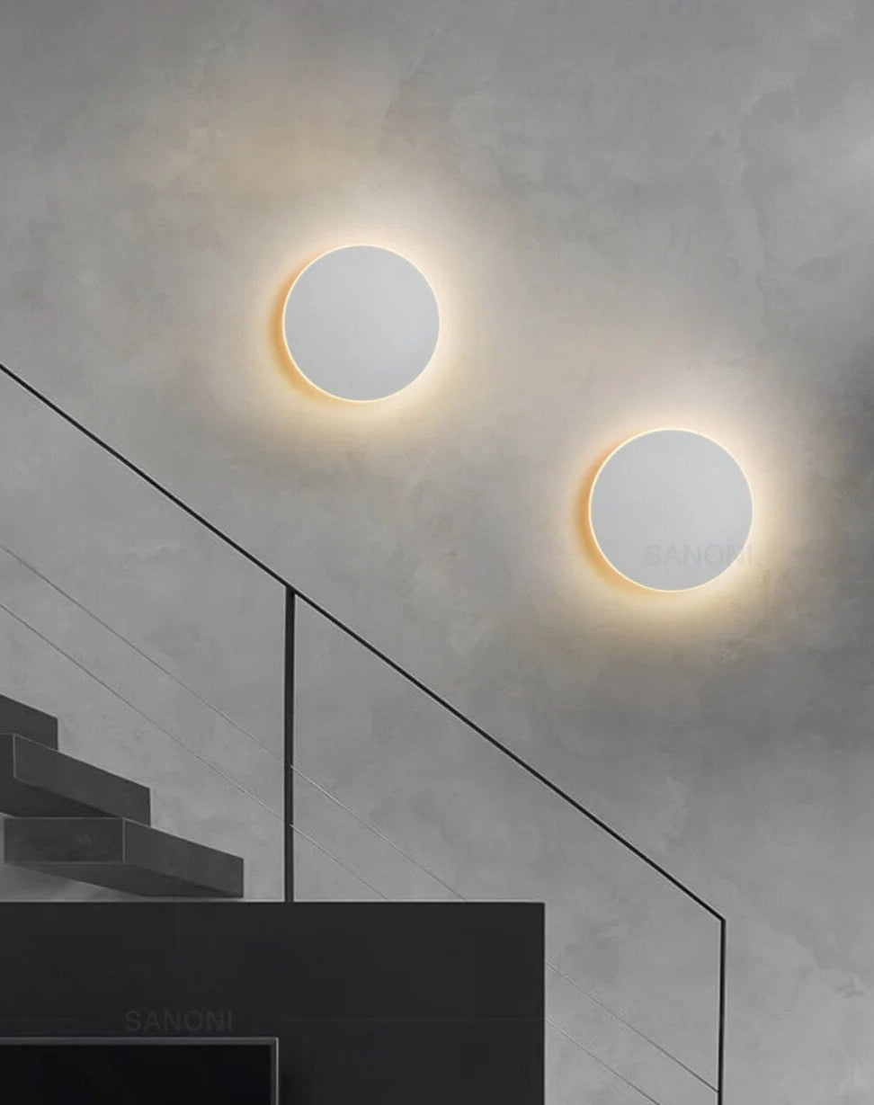 Skandinavisk Væglampe | Cirkulær LED Design