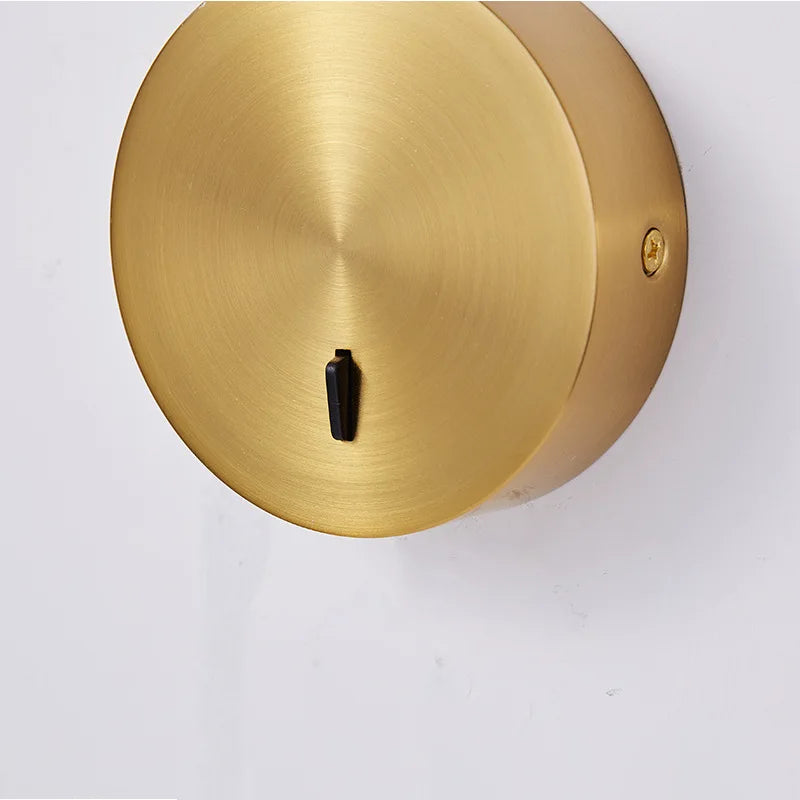 Skandinavisk Væglampe | Metal LED Design til Soveværelse